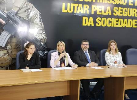 divisao_mulher_coletiva