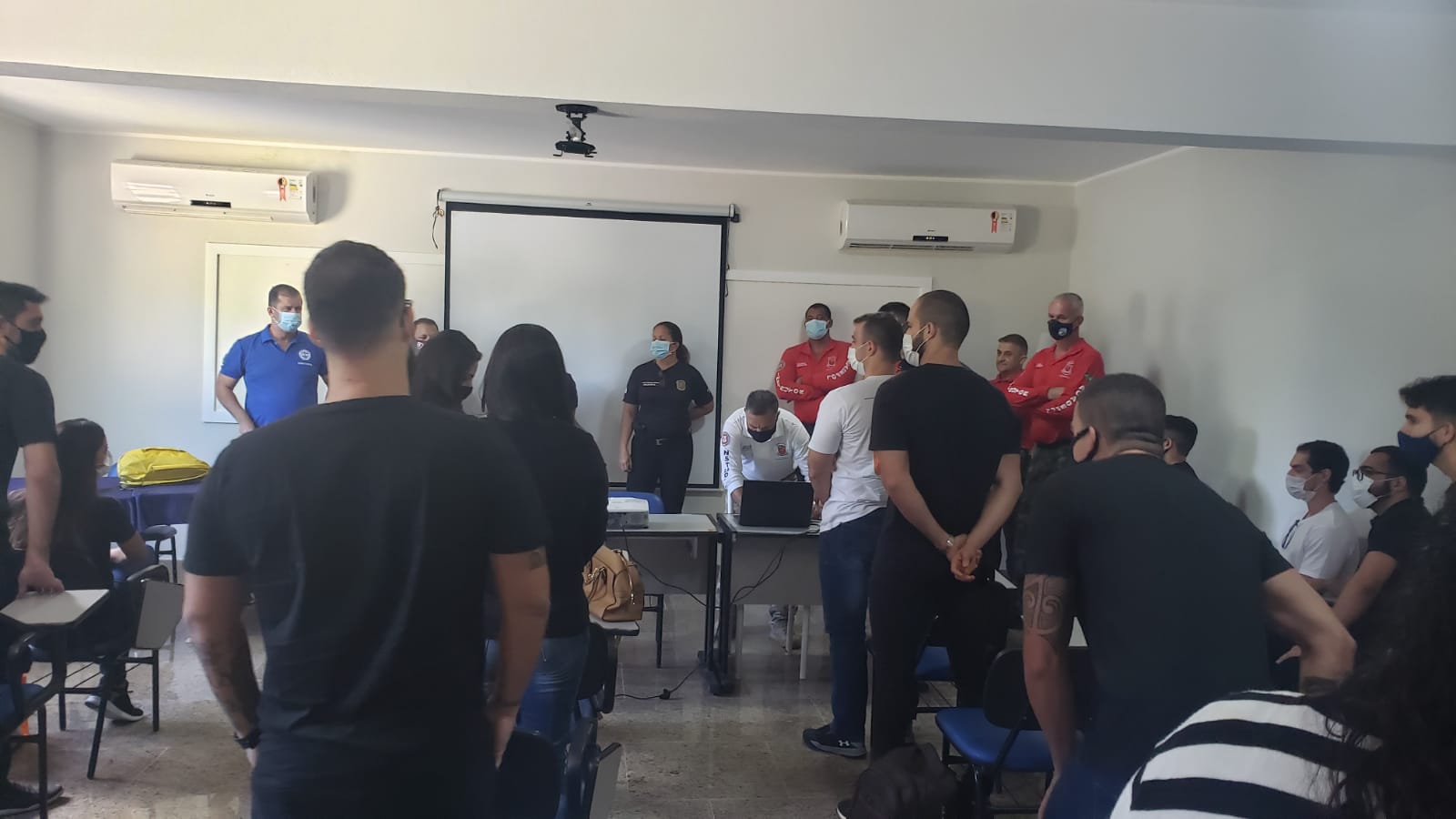 acadepol _14-07 -- (3)