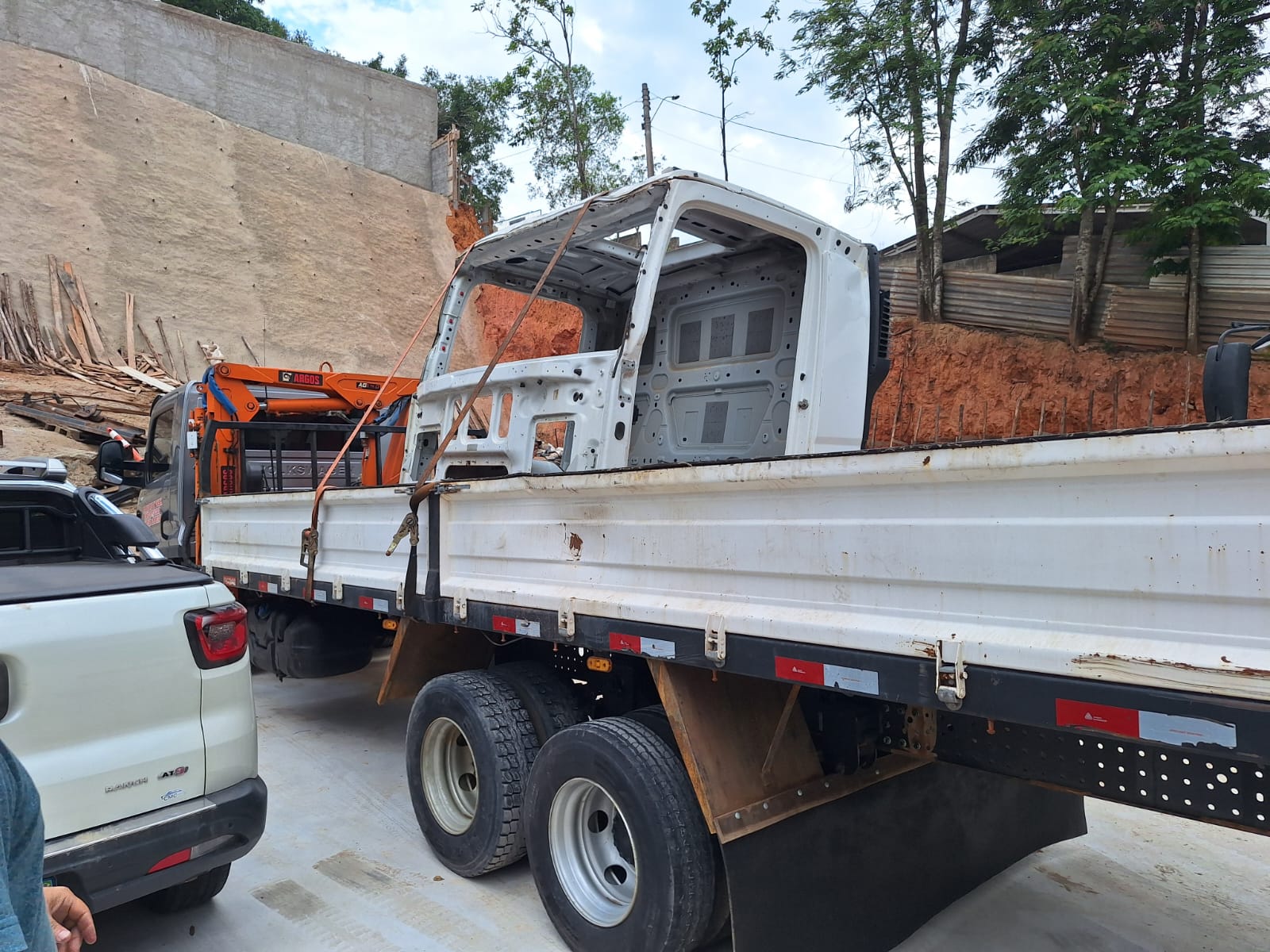 WhatsApp Image 2025-11-19 at 16.09.59 (1)