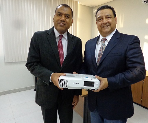entrega data show 03 07 001