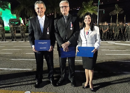 homenagem exercito 19 04 002