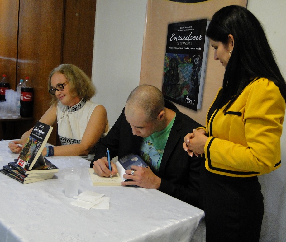 lancamento livro 12 05 001