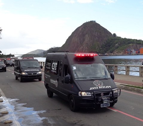 desfile 04 09 001